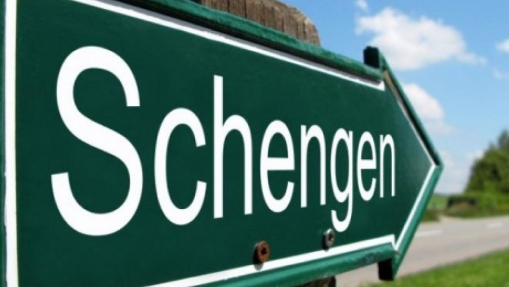 България и Румъния получават частичен достъп до Шенгенската визова система 
