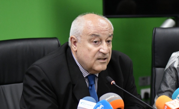 Министър Личев: От обещаните язовири на Борисов няма нищо    