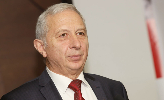 Проф. Герджиков за спирането на "Златен век": Неграмотност, облечена във власт