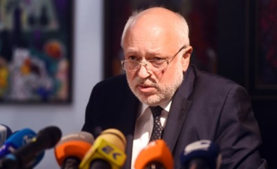 Строителите: Министър Минеков уронва престижа ни с неверни твърдения 
