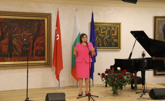 Корнелия Нинова: Хората на изкуството и на културата са съвременните будители на България