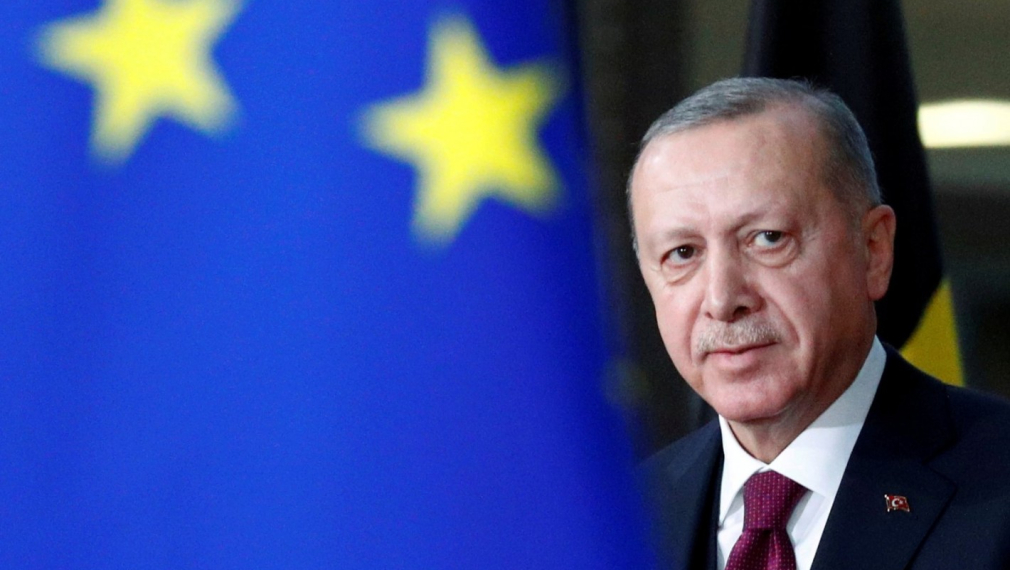 Евросъюзът дава на Турция 3 милиарда евро за бежанците 