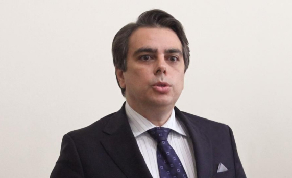 Служебното правителство намери 1.5 млрд. лв., готви преизчисляване на пенсиите