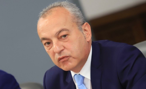 Гълъб Донев: Предвижда се оптимизиране на мярката 60/40