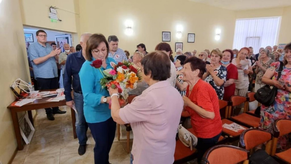 Нинова: Увеличението на доходите ще помогне и на хората, и на икономиката