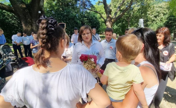 Нинова от Добрич: Водата в Добруджа ни е ключов приоритет