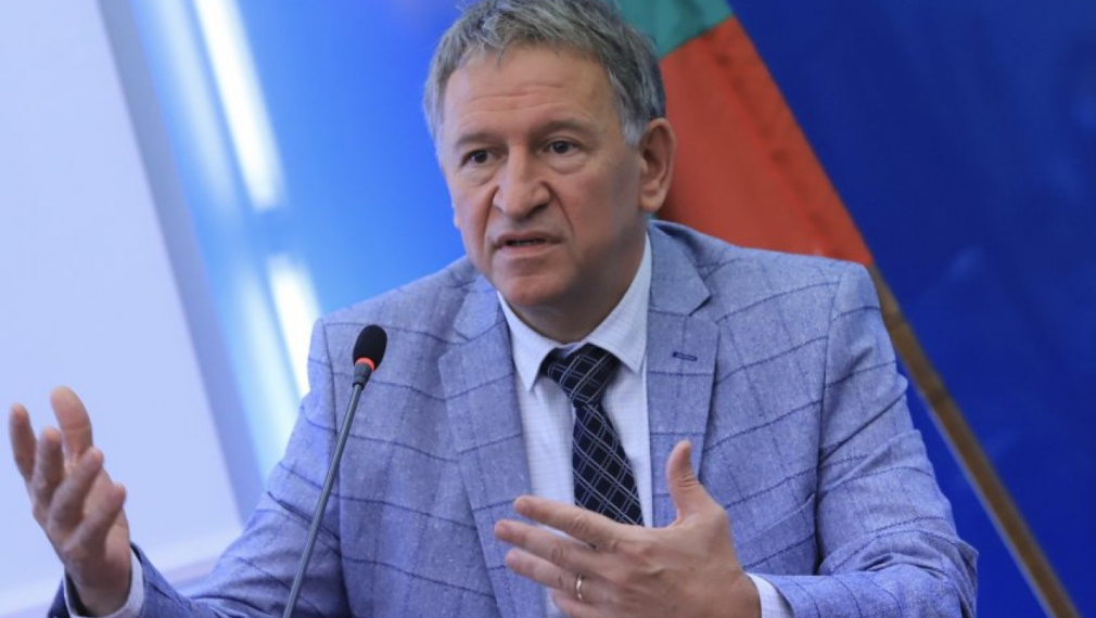 Стойчо Кацаров: От 1 юли в България ще се влиза по нов начин 