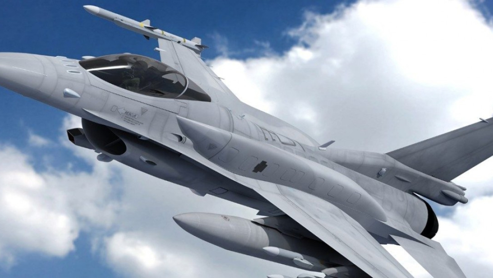 Белгийски F-16 се вряза в холандска авиобаза