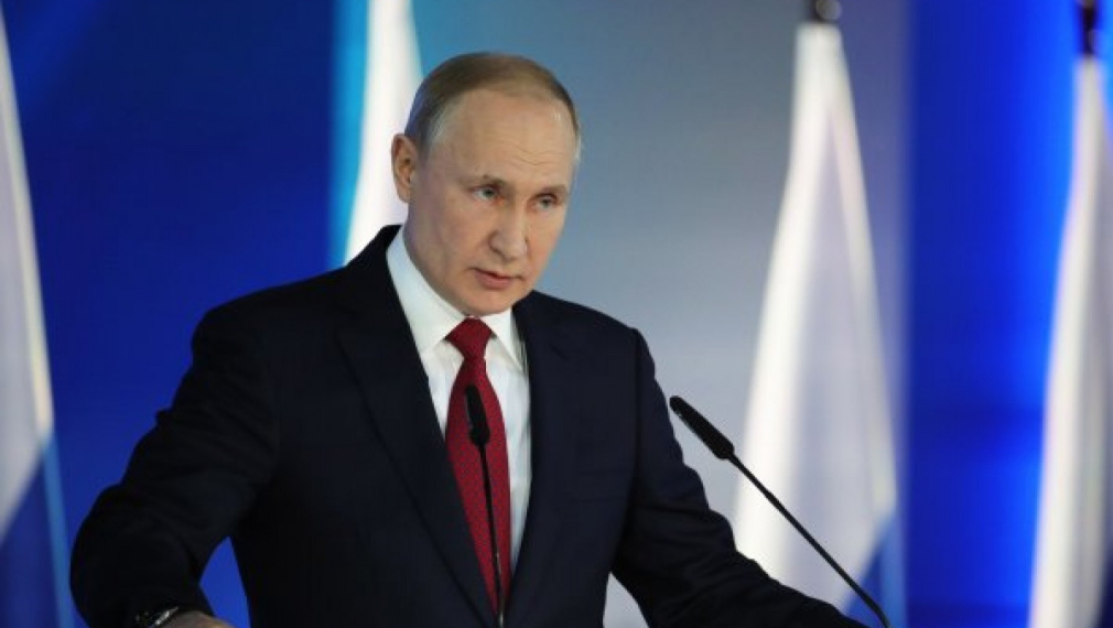 Путин забрани със закон приравняването на СССР с нацистите