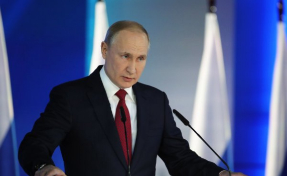 Путин забрани със закон приравняването на СССР с нацистите