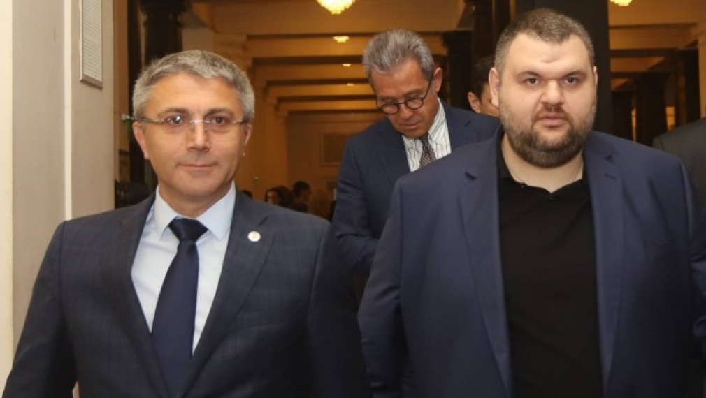 ДПС е плътно зад Пеевски: „Ние не изхвърляме приятелите“