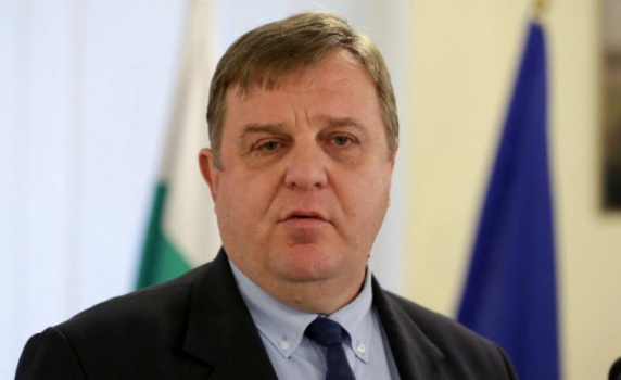 Каракачанов: Нито едно от твърденията на служебния министър Панайотов не отговаря на истината   
