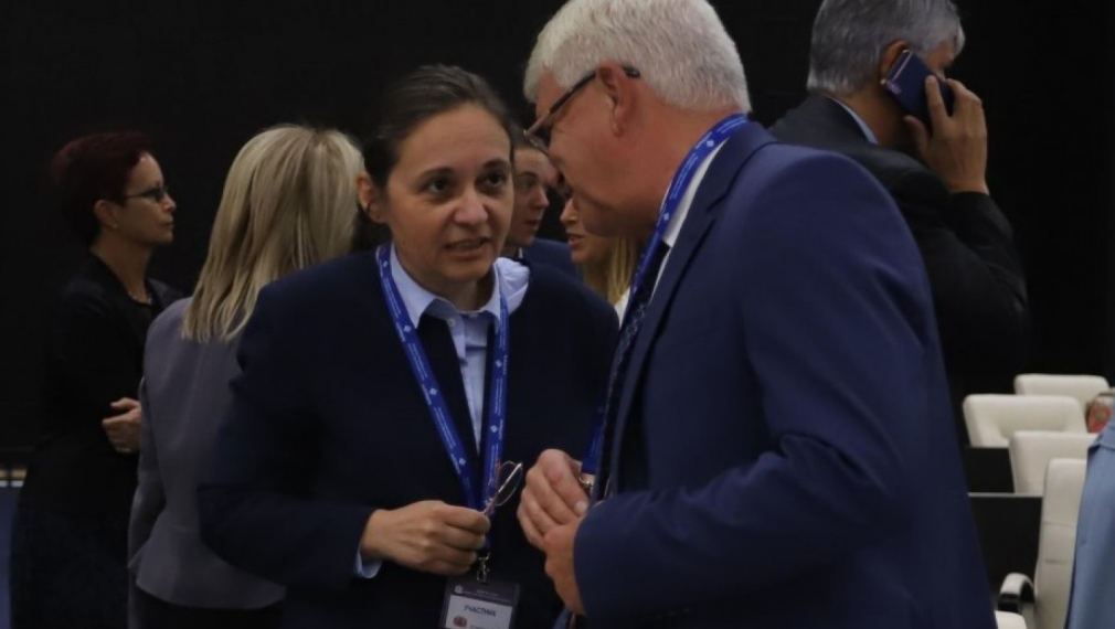 Разследват Ананиев и Начева за оказан натиск над "Бул Био" да сключи неизгоден договор