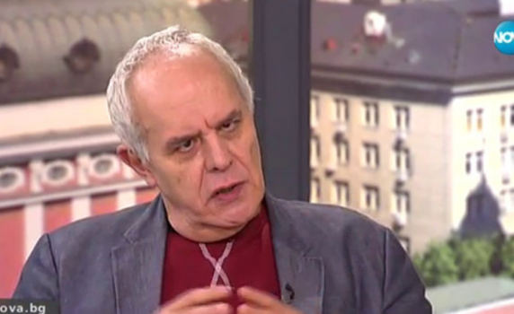 Андрей Райчев: Съдбата на кабинета "Трифонов" - въпрос на едно движение на Борисов