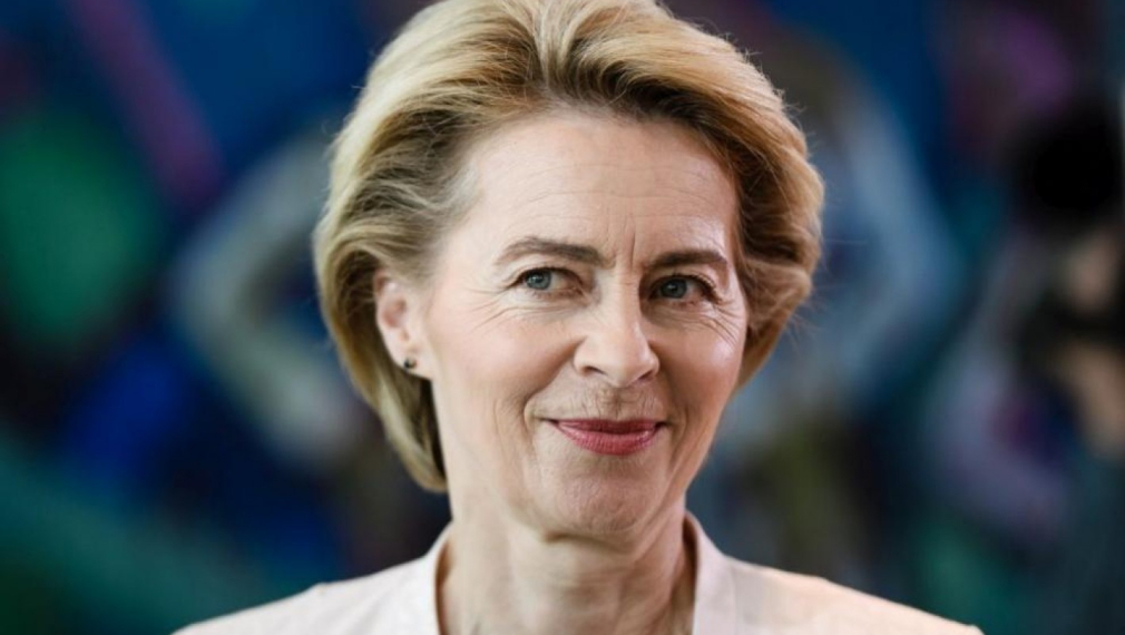 Урсула фон дер Лайен: „Неприемливо“ е следенето на политици и журналисти чрез софтуер