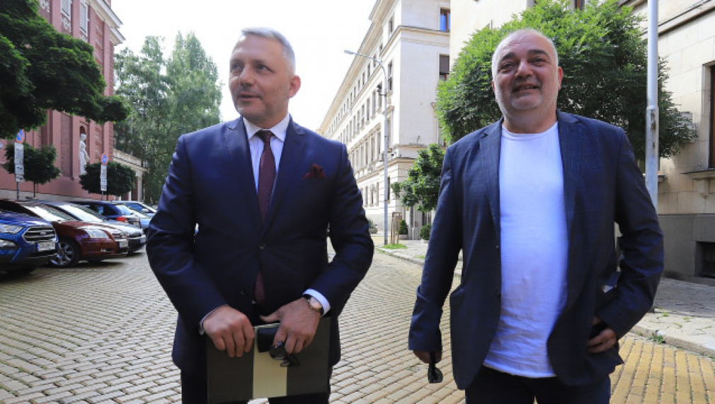 Хаджигенов и Бабикян създават гражданско движение „Ние идваме!”