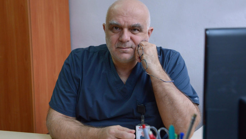 Доц. Атанасов: Вместо да признае съучастието си в „източването“ на НЗОК, Кацаров се оплете в лъжи