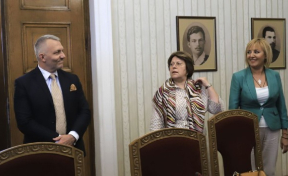 Мая Манолова: Ще подкрепим кабинет на ИТН, но не и с подкрепата на ДПС и ГЕРБ