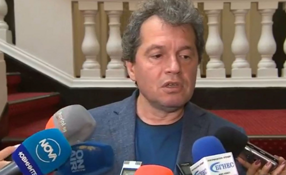 Тошко Йорданов след разговорите с БСП: Те са твърде социална партия, ние сме по-практични (видео)