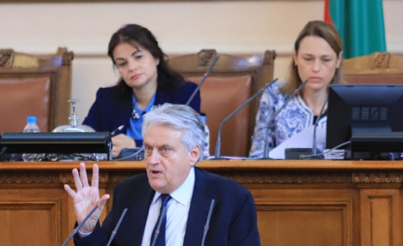 Рашков към ГЕРБ: Не съм дясната ръка на таралежа, че да изнасям имената на подслушваните