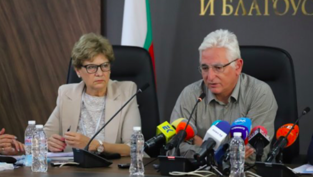 Комитова сложи начело на АПИ кадър, когото преди дни уволни