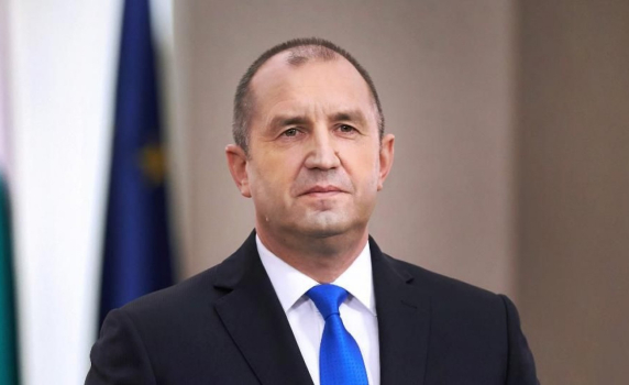 Радев се е запътил да оглави „Демократична(та) България“