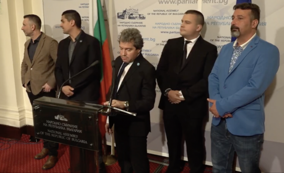 ИТН: Христо Иванов и Мая Манолова пак връщат Борисов на власт