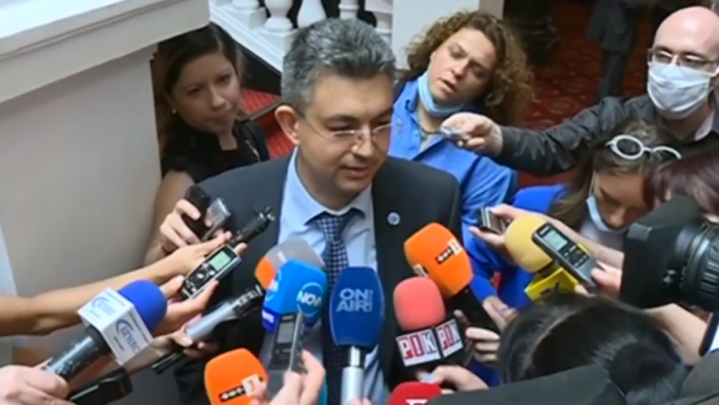 Пламен Николов подбирал министри вчера до полунощ (видео)
