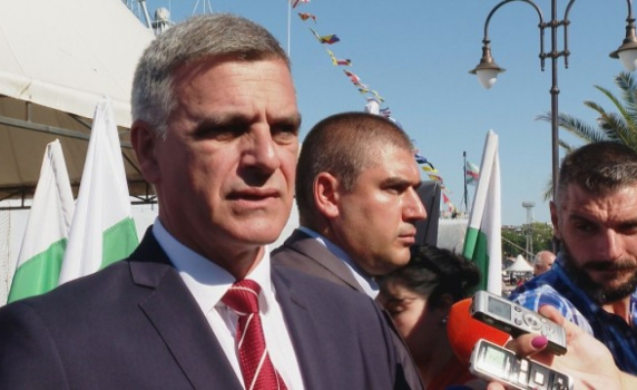 Янев за пандемията: Да оставим мерките на здравното министерство и на тези, които управляват процеса    
