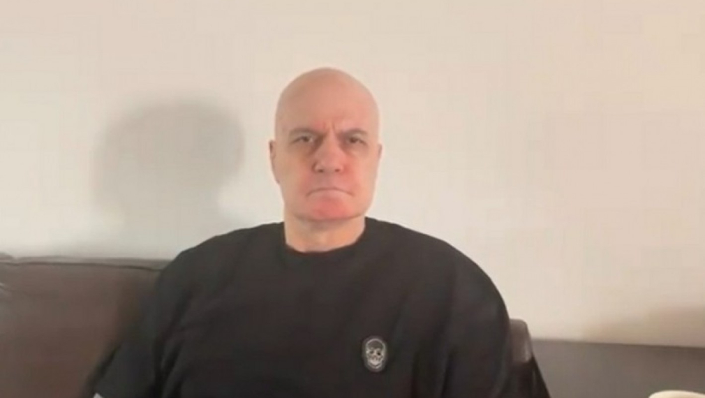 Слави: Петър Илиев е поводът, който си търсите, а причината е, че всички вие сте играчи от статуквото