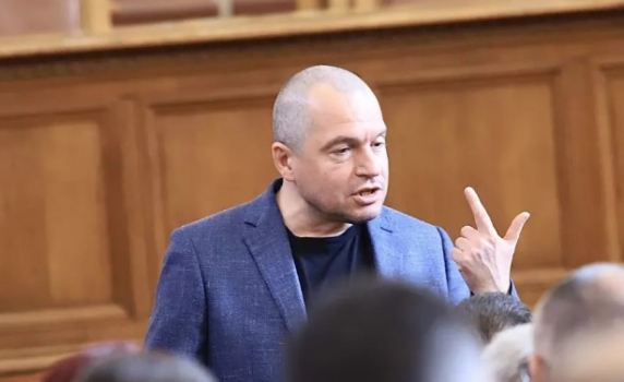 Тошко Йорданов: Христо Иванов искаше да одобрява всеки министър, Манолова предложи да го излъжем