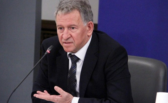 Стойчо Кацаров предложи старата идея на ГЕРБ - правителствена болница да стане детска
