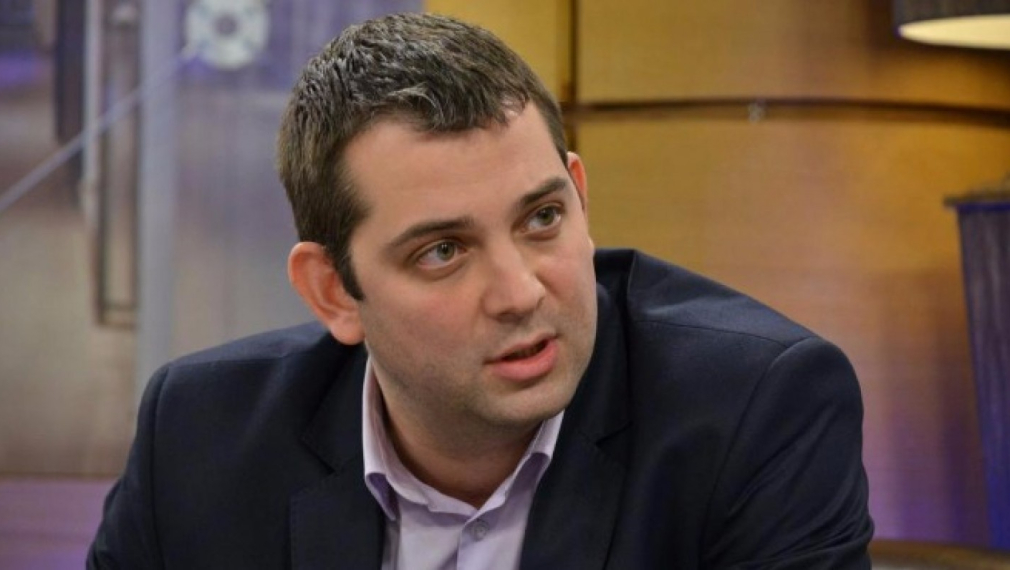Димитър Делчев: Полицаите на протеста са имали инструкции от най-високо ниво да го окървавят