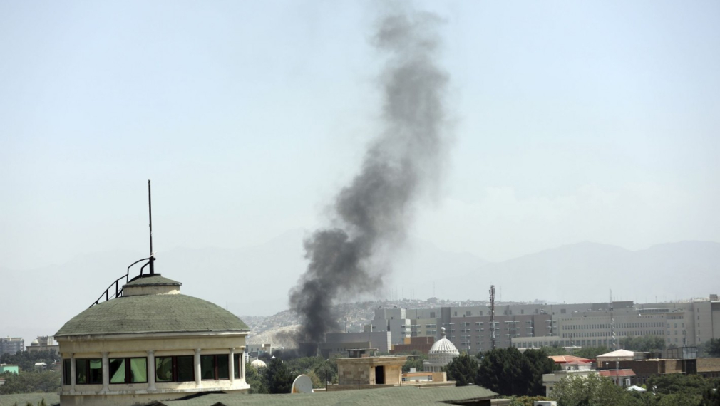 Талибаните установиха контрол върху цял Афганистан, президентът напусна, готви се преходно правителство