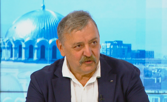 Проф. Кантарджиев: Вече сме в оранжевата зона по разпространение на COVID