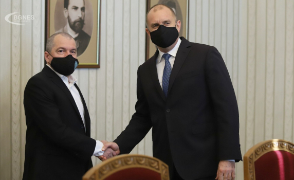 Тошко Йорданов към Радев: Останалите 5 партии да съставят кабинет