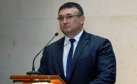 Младен Маринов: Извинявам се и съжалявам за превишените полицейски правомощия