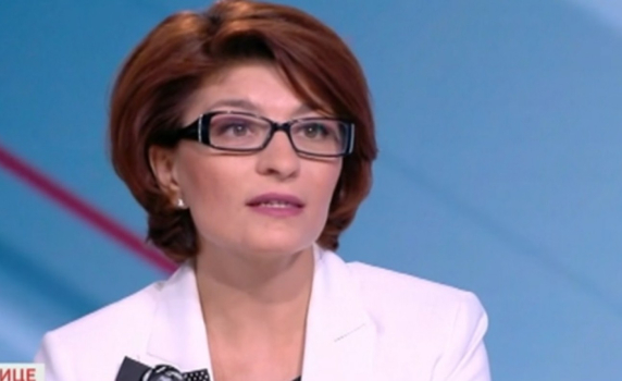 Десислава Атанасова: Темата с насилието пред МС се превърна в апотеоз на кариерата на адв. Хаджигенов