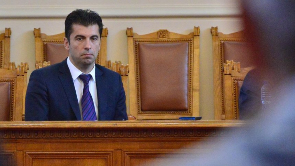 Кирил Петков не може да уволни шефове в завода в Сопот, отговориха от консолидационната компания