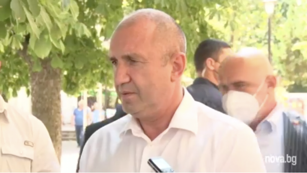 Радев: Най-късно до петък ще връча третия мандат