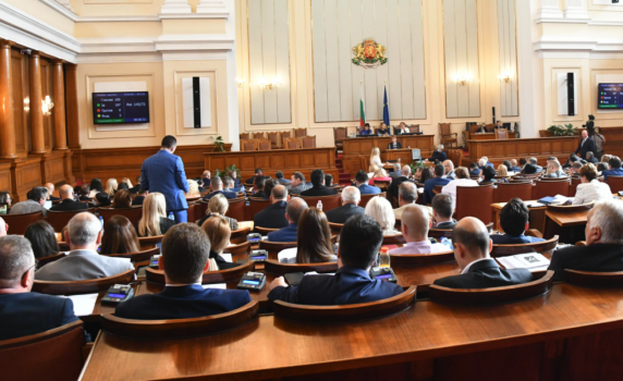  Депутатите приеха актуализацията на бюджета на НЗОК на първо четене