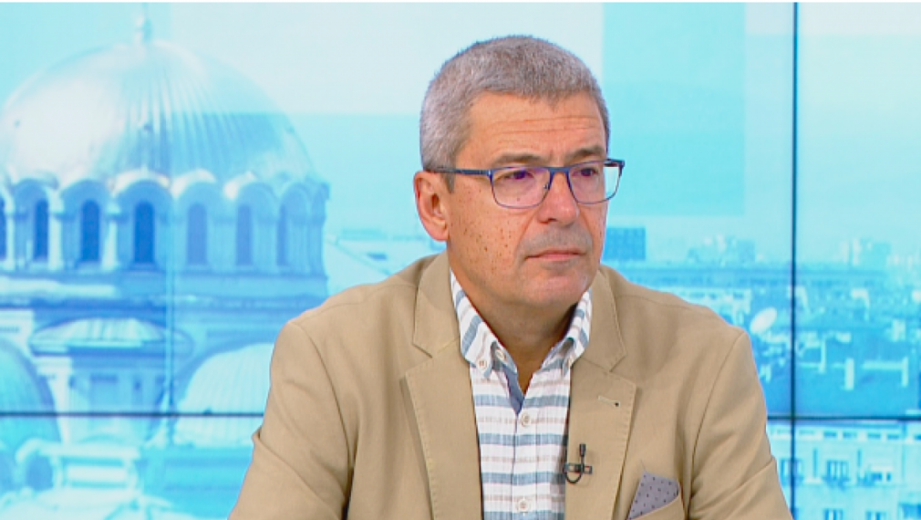 Проф. Гетов: Третата доза ваксина е малко като "каруцата пред коня"