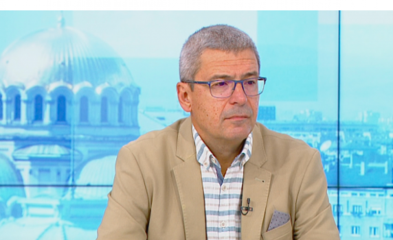 Проф. Гетов: Третата доза ваксина е малко като "каруцата пред коня"