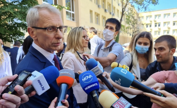  Проф. Николай Денков: Новата учебна година ще е по-дълго присъствена