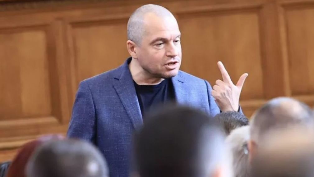 Тошко Йорданов се кара на Ива Митева: Ако ви се прибира - прибирайте се!