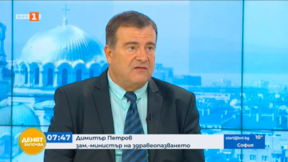 Зам.-министър Петров: Хората се държат различно след 23 ч., а не вирусът