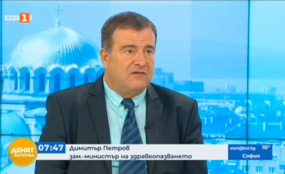 Зам.-министър Петров: Хората се държат различно след 23 ч., а не вирусът