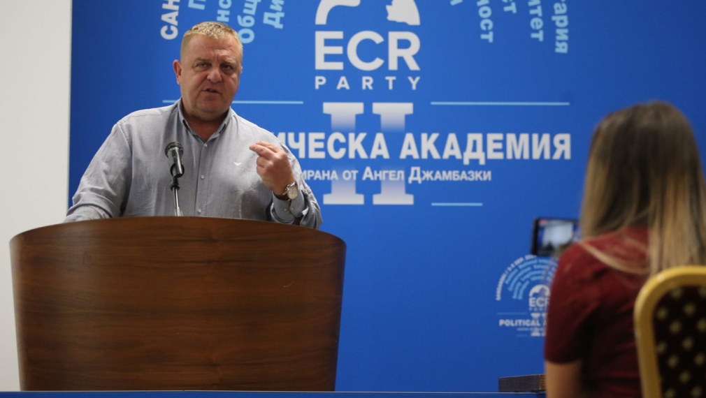 Красимир Каракачанов: Сегашните интернационалисти владеят институциите и контролират световната икономика