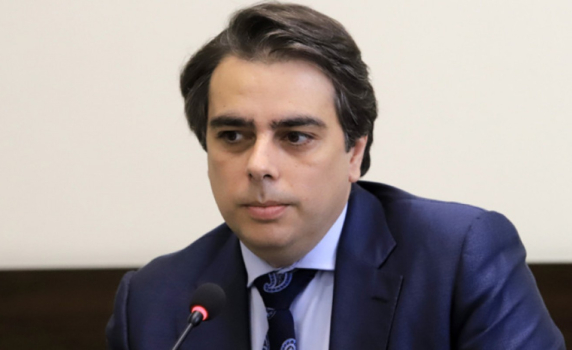 Асен Василев: Ще видя дали има съмишленици, с които можем да направим нещо за България