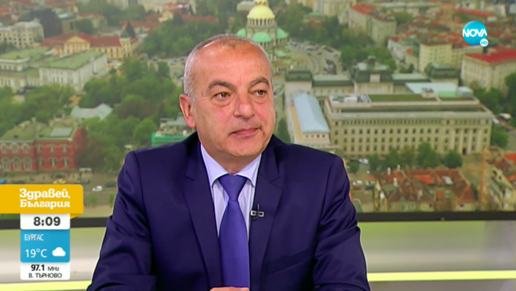 Гълъб Донев: Няма да остане служител, който да не бъде подпомогнат